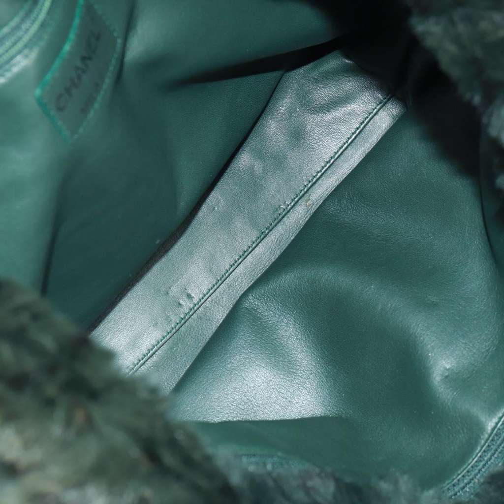 Chanel Chain Tote Green Fur Good condition - Box View