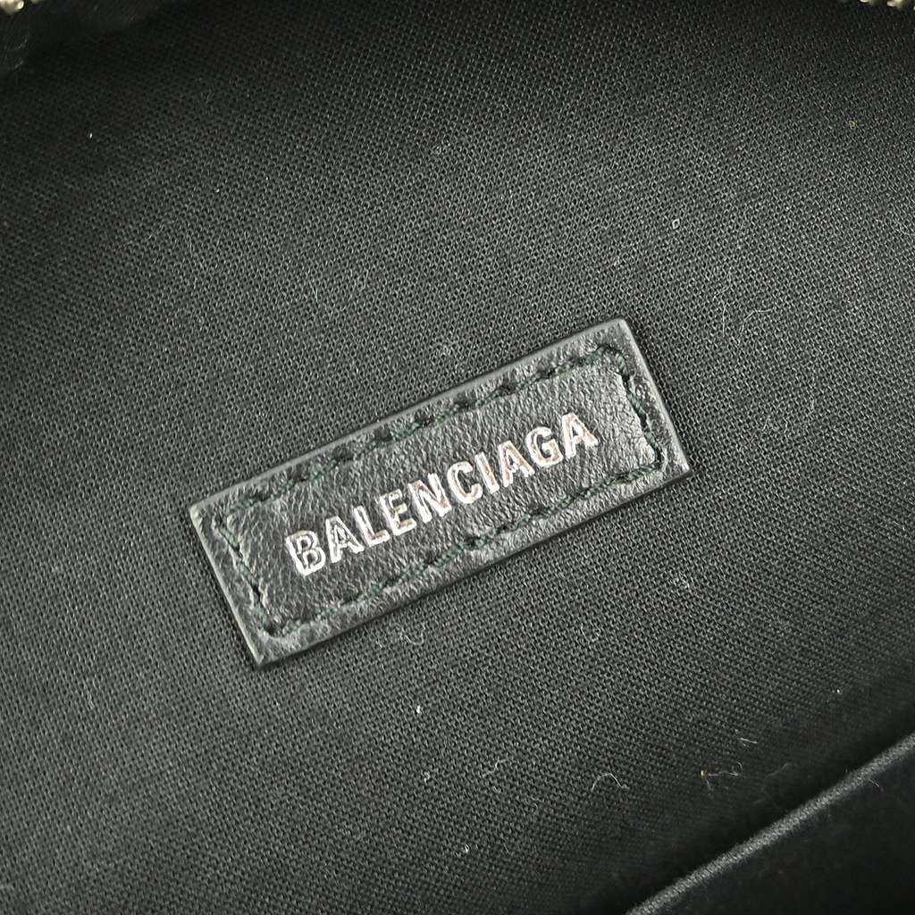 Balenciaga Soft Backpack Black Leather Good condition - Model View