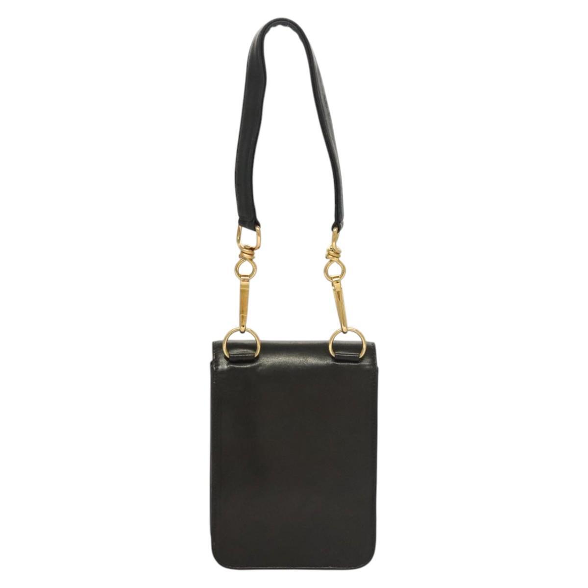 Chanel Vintage Button Waist Bag Beige Leather Good condition - Back View