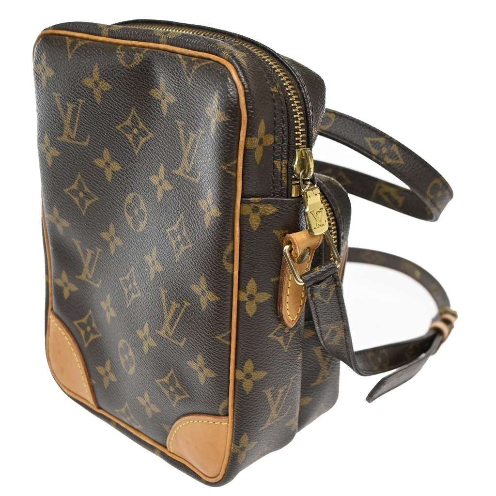 Louis Vuitton Amazone Bag Brown Canvas Good condition - Model View