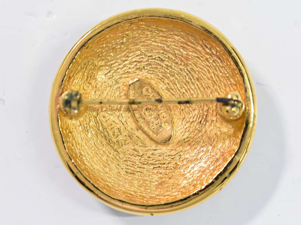 Chanel CC Brooch Gold Good condition - Back View