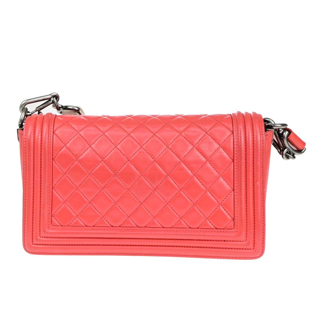 Chanel Boy Flap Bag with Strap Red Leather Good condition - Inside View