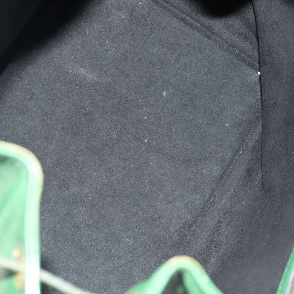 Louis Vuitton Petit Noe Handbag Green Leather Good condition - Box View