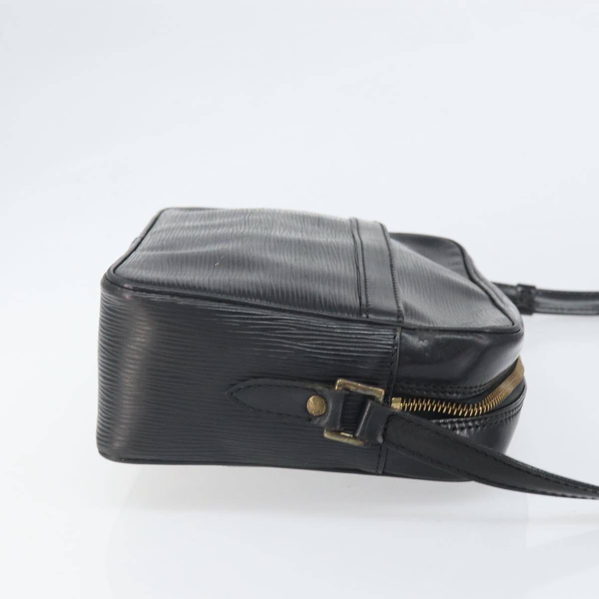 Louis Vuitton Trocadero Handbag Black Leather Good condition - Inside View