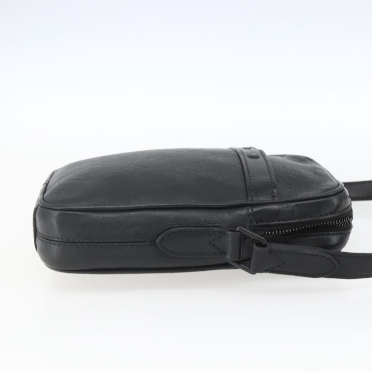 Louis Vuitton Danube Handbag Black Leather Good condition - Model View