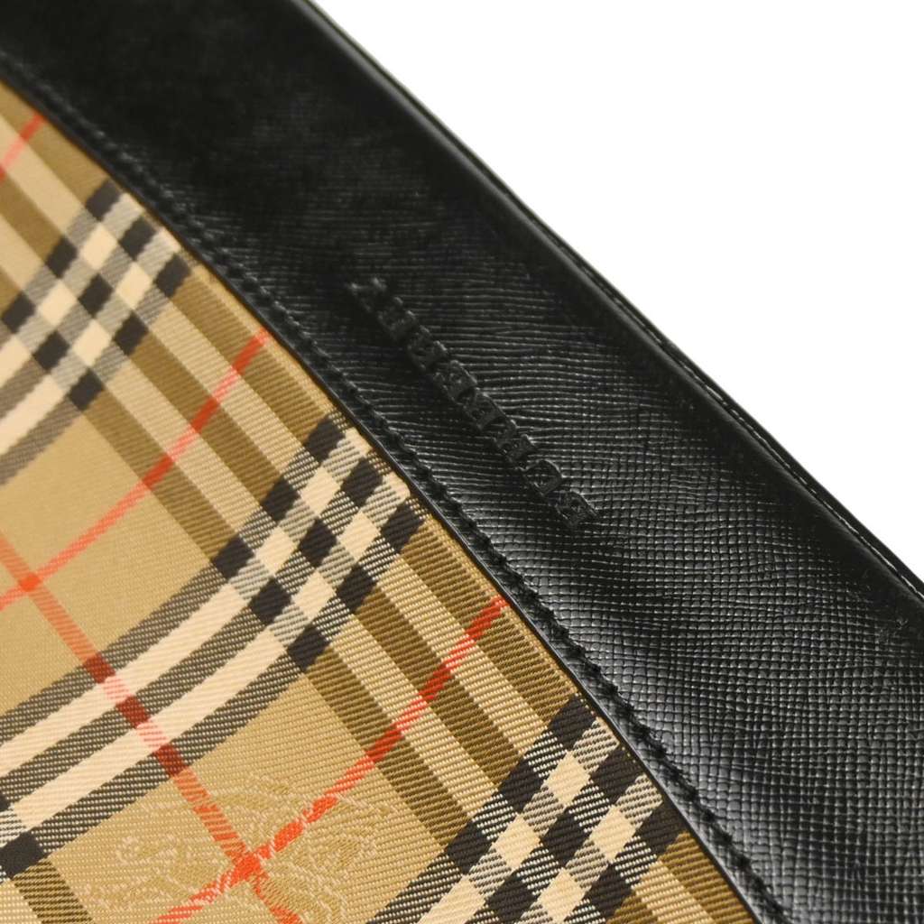 Burberry Nova Check Tote Beige Canvas Good condition - Model View