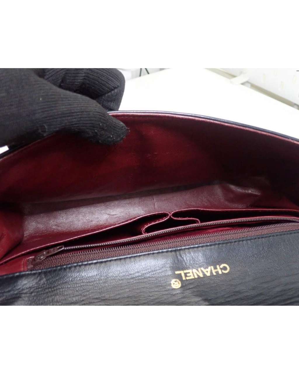 Chanel Vintage Classic Single Flap Bag Black Leather Good condition - Box View