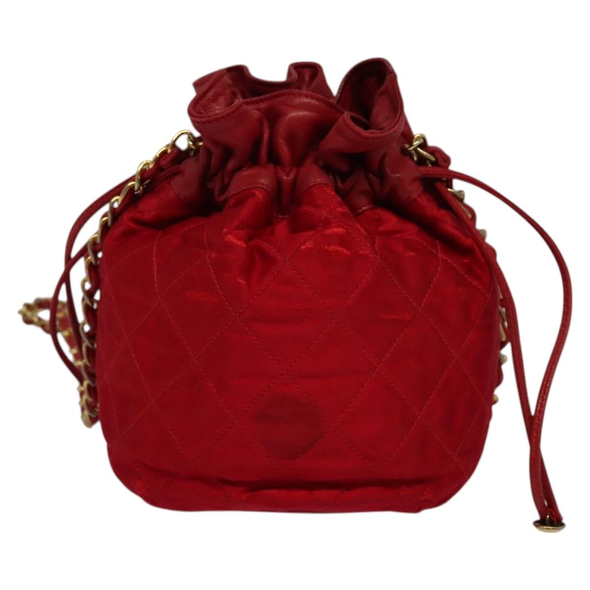 Chanel Vintage Drawstring Bucket Bag Red Satin Good condition - Back View
