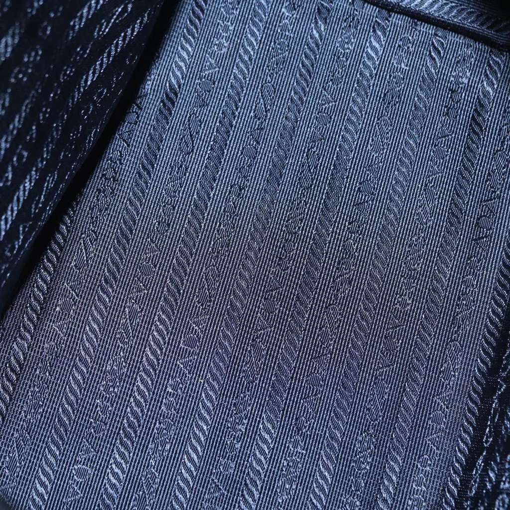 Prada Metal Handles Tote Navy Good condition - Box View