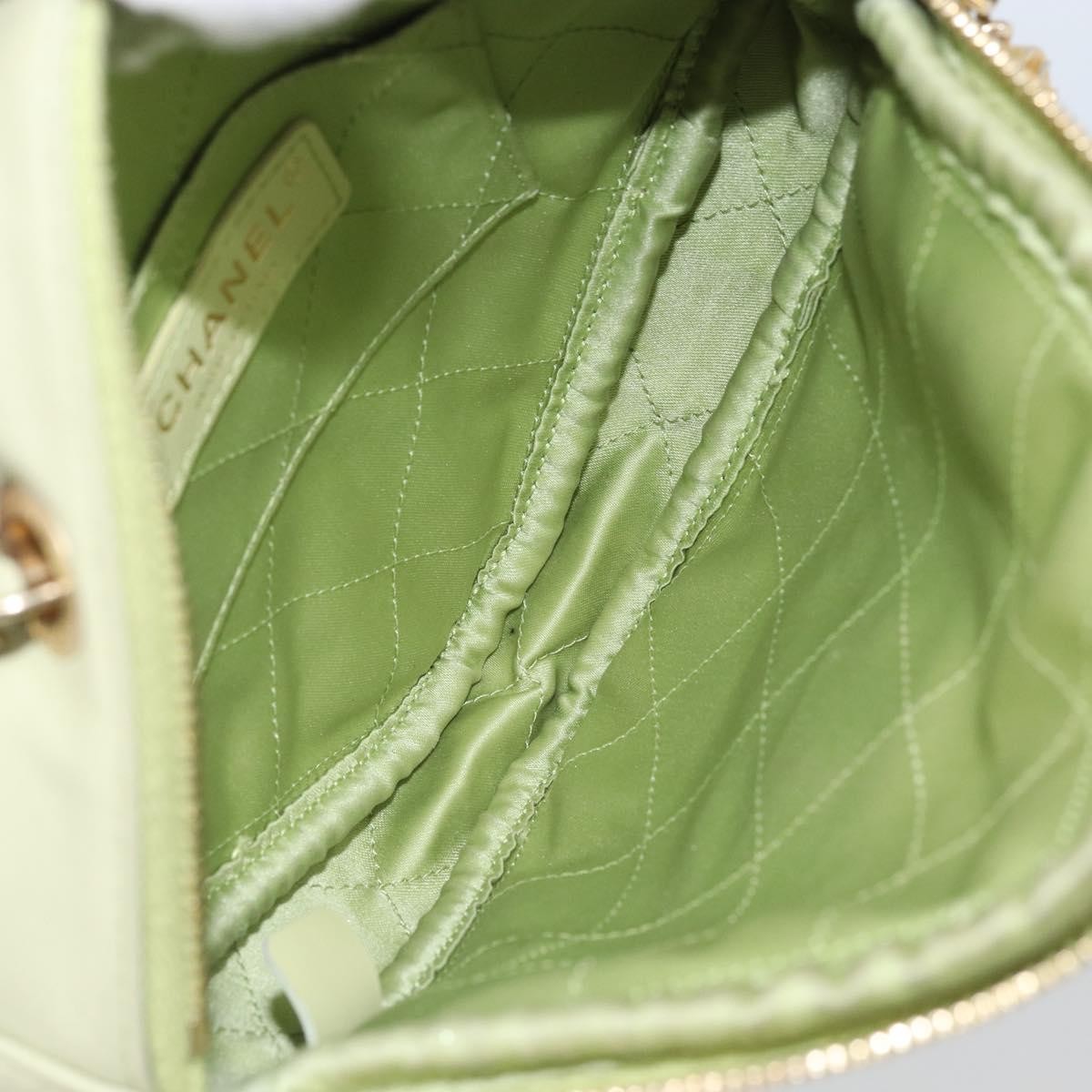 Chanel Diamond Chain Crossbody Bag Green Leather Good condition - Box View