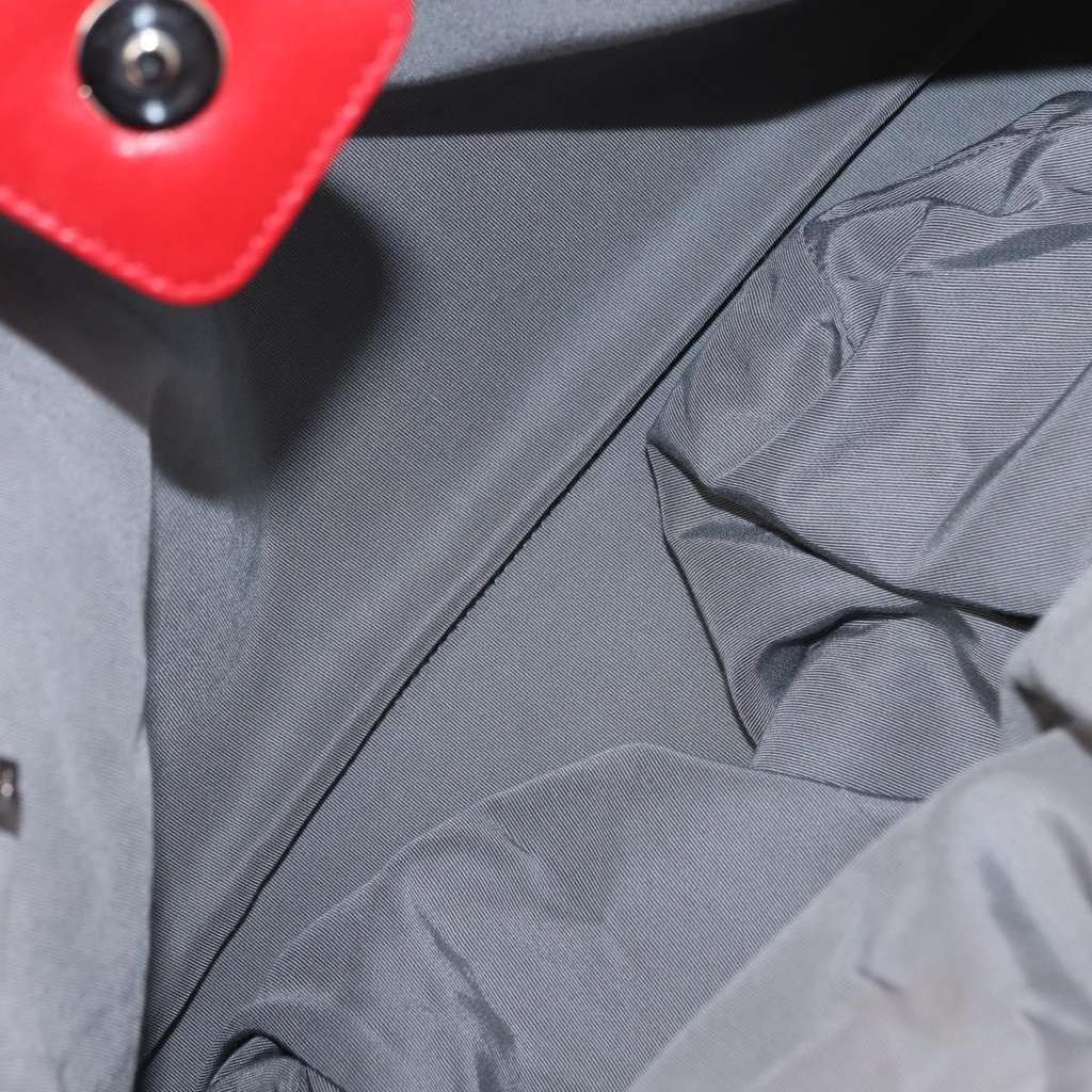 Chanel Cerf Executive Tote Red Leather Good condition - Box View