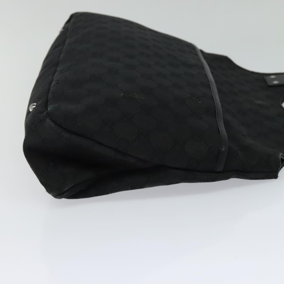 Gucci GG Canvas Bag Black Canvas Good condition - Model View