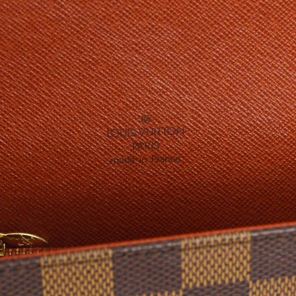 Louis Vuitton Tribeca Handbag Brown Canvas Good condition - Model View