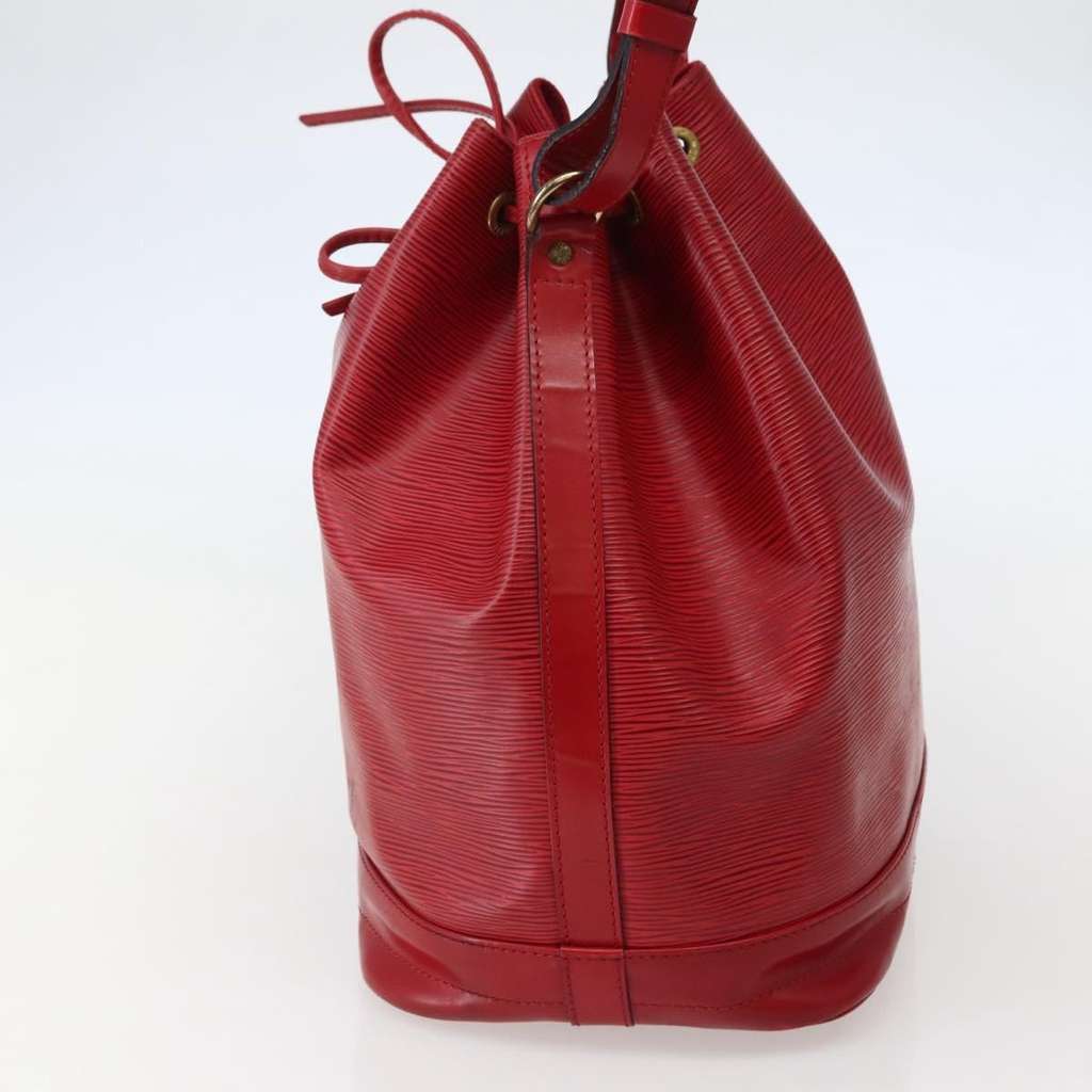 Louis Vuitton Noe Shoulder bag Red Leather Good condition - Model View