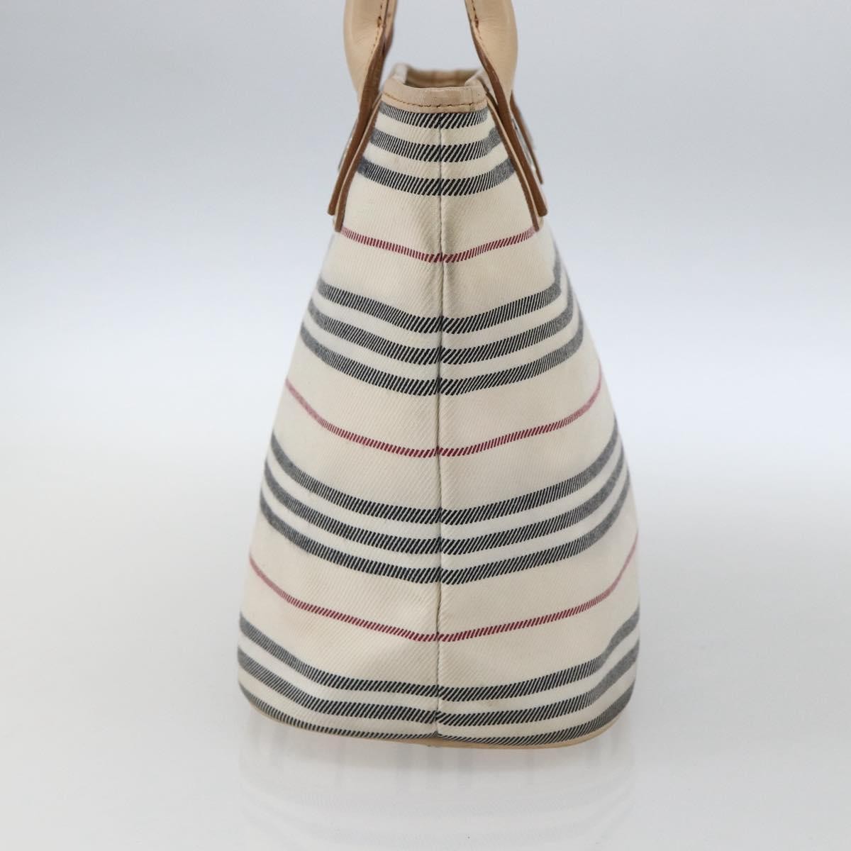 Burberry Nova Check Tote White Canvas Good condition - Model View