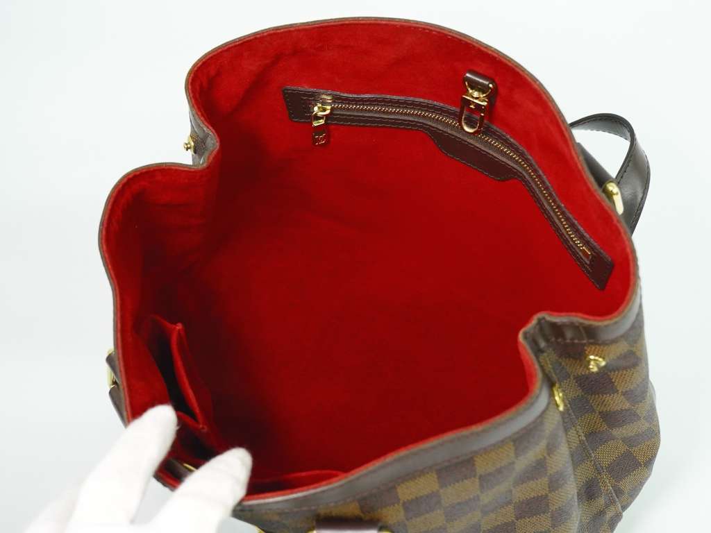 Louis Vuitton Hampstead Handbag Brown Canvas Fair condition - Model View