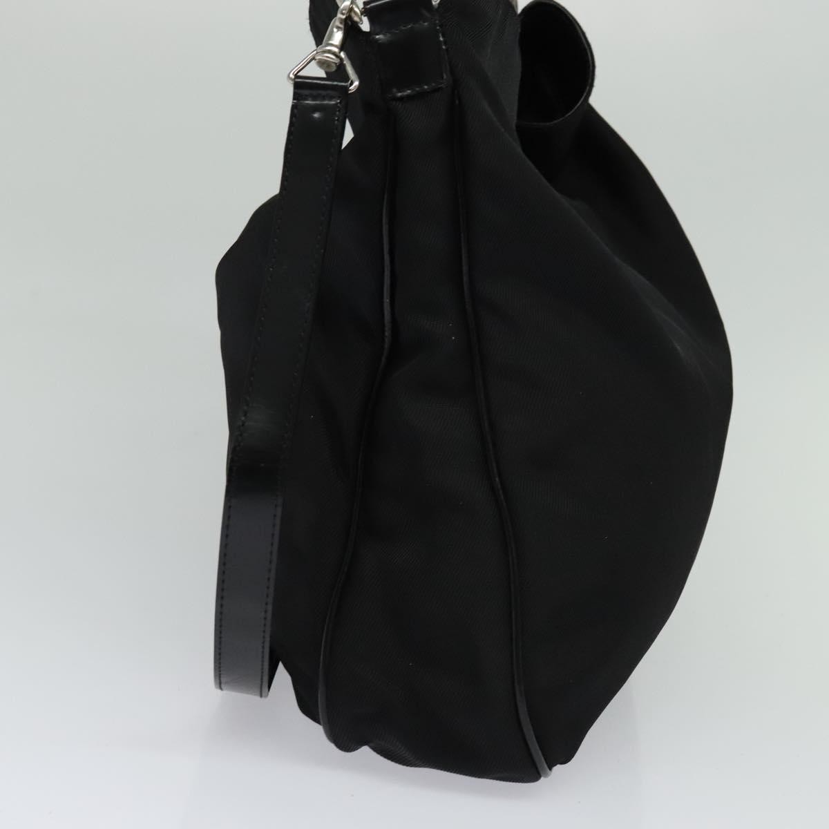 Gucci Vintage Bamboo Shoulder Bag Black Good condition - Model View