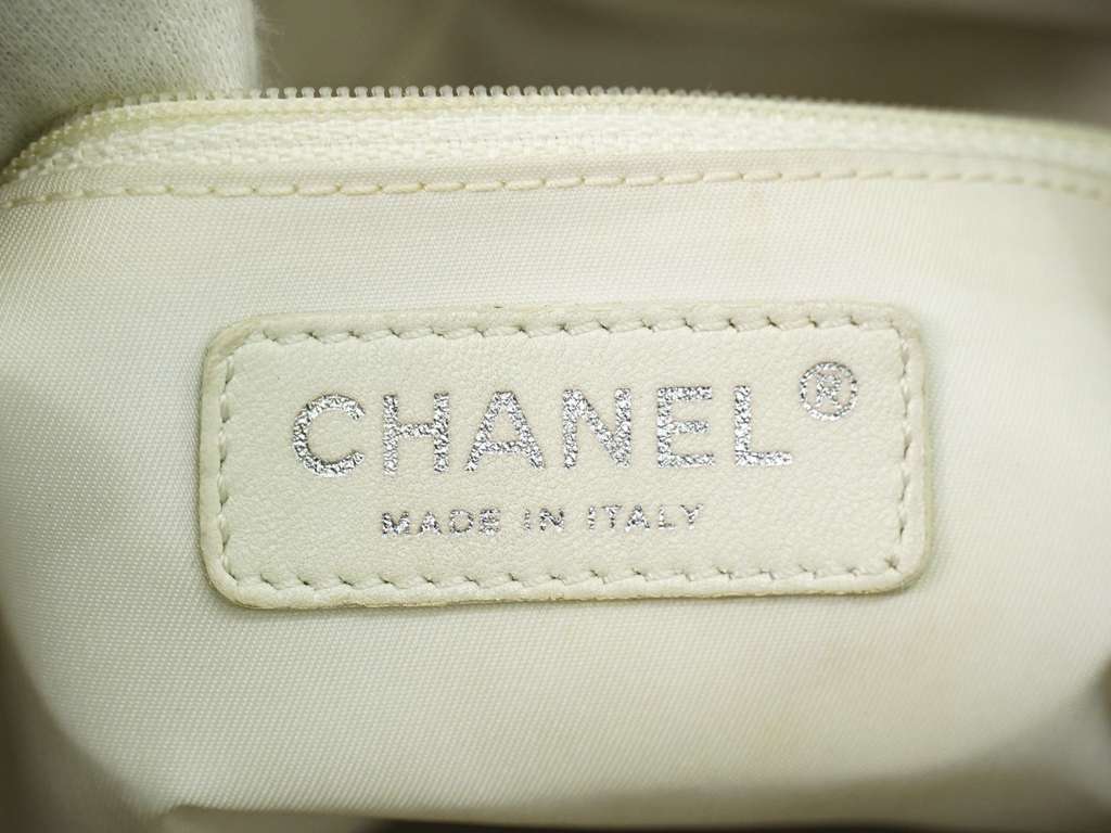 Chanel Biarritz Tote Metallic Canvas Good condition - Box View