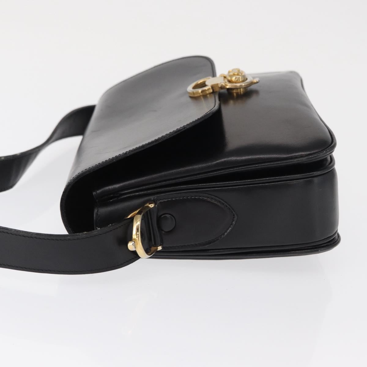Celine Vintage Shoulder Bag Black Leather Good condition - Model View