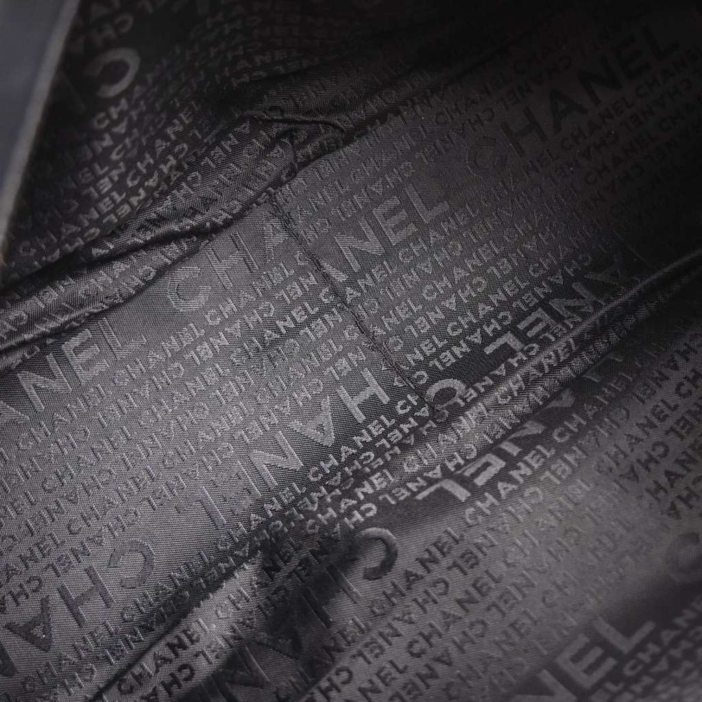 Chanel Square Stitch CC Boston Bag Black Leather Good condition - Inside View