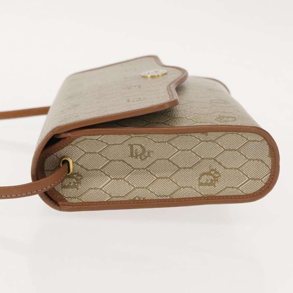 Christian Dior Vintage Honeycomb Flap Crossbody Bag Beige Canvas Good condition - Model View