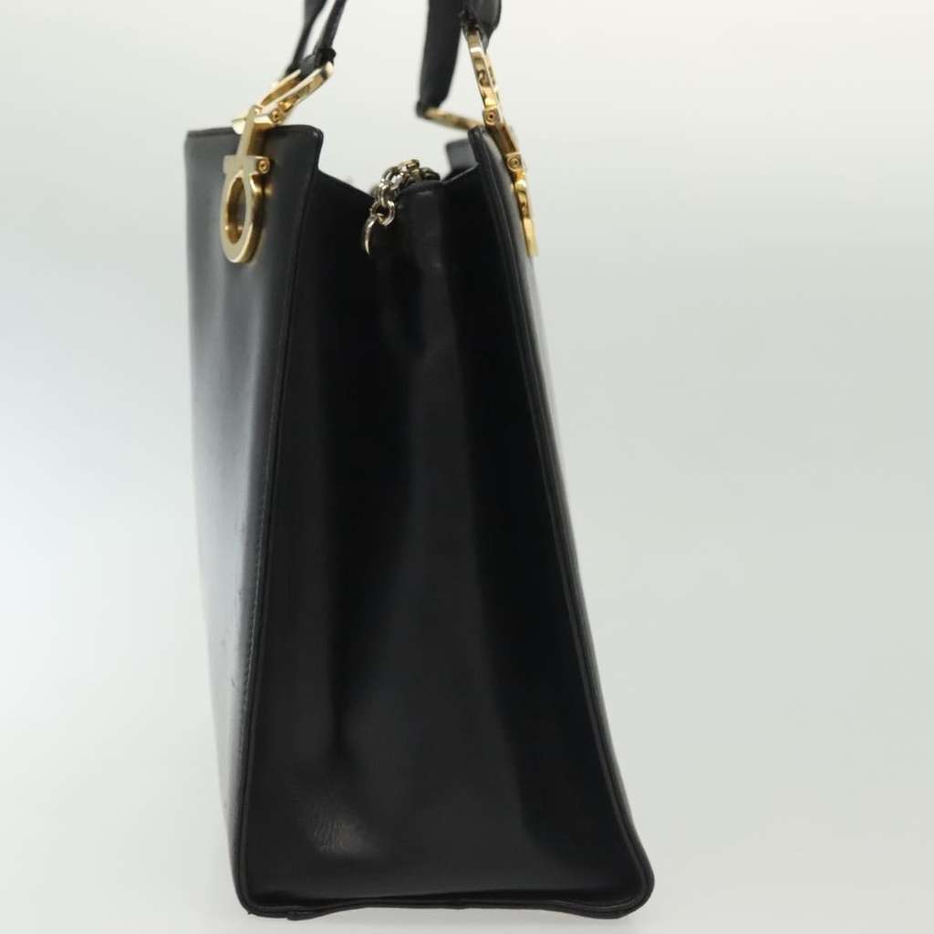 Salvatore Ferragamo Gancini Shoulder Bag Black Leather Good condition - Model View