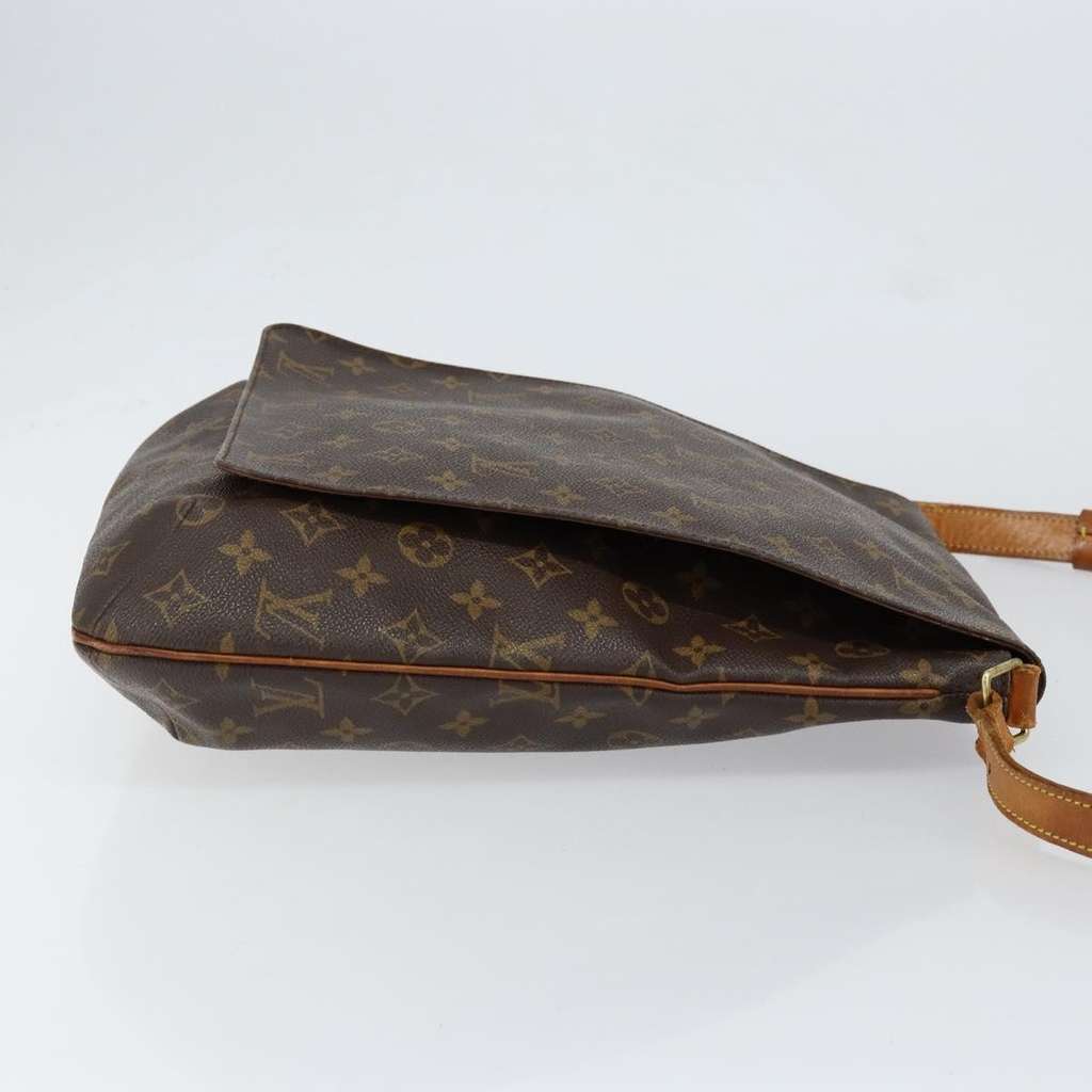 Louis Vuitton Musette Handbag Brown Canvas Fair condition - Inside View