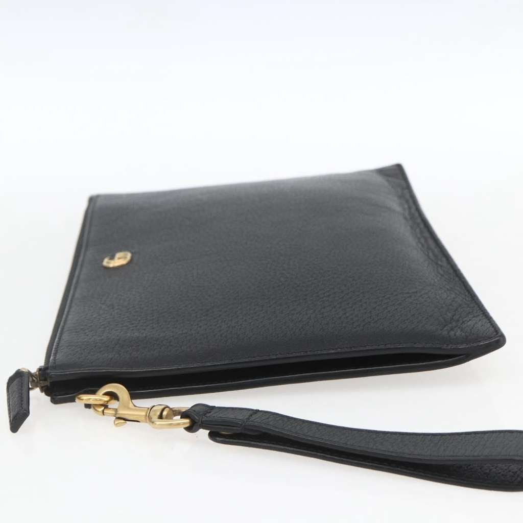 Gucci GG Marmont Pouch Black Leather Good condition - Model View