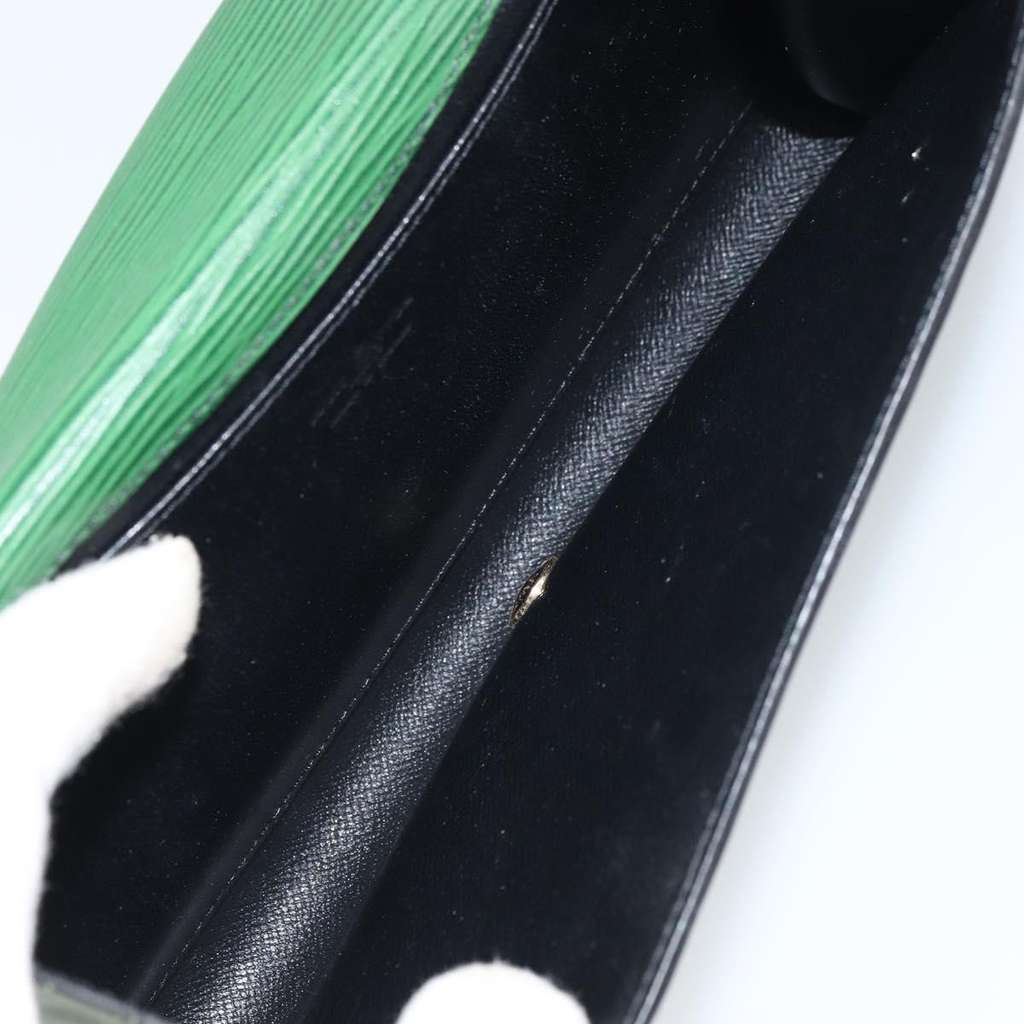 Louis Vuitton Art Deco Clutch Green Leather Good condition - Box View