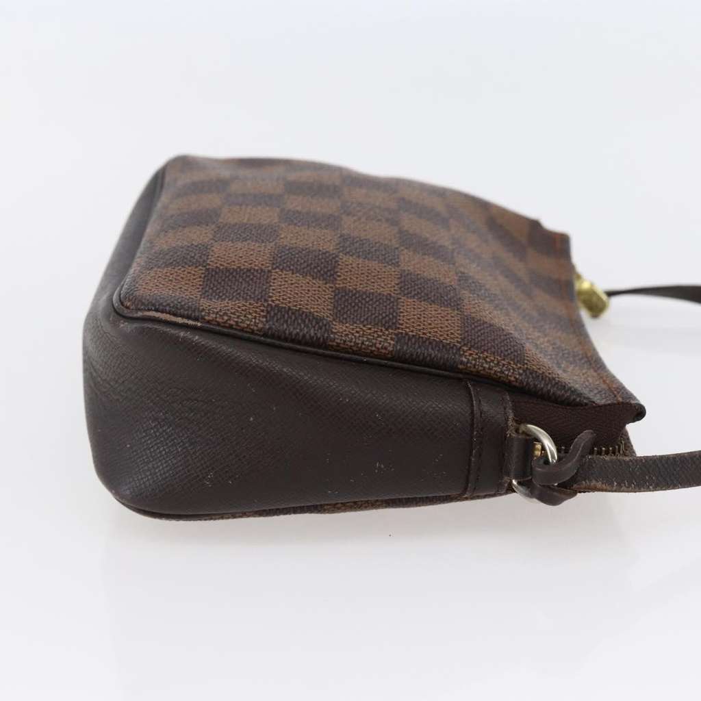 Louis Vuitton Trousse Make Up Bag Brown Canvas Fair condition - Model View