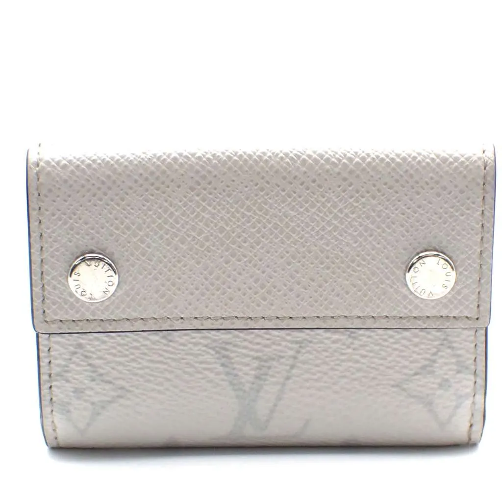 Louis Vuitton Discovery Wallet White Canvas Good - Front View