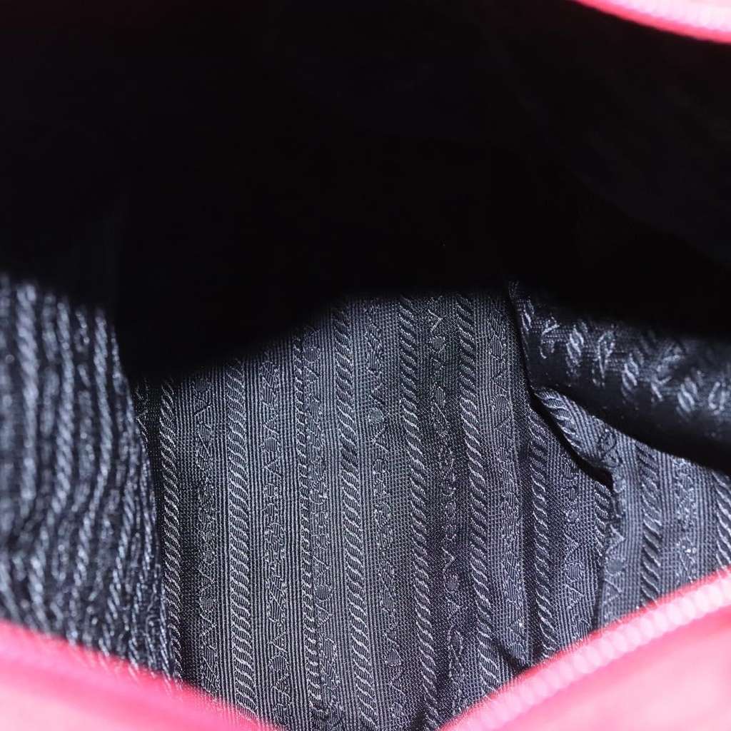 Prada Vintage Zip Tote Red Good condition - Box View