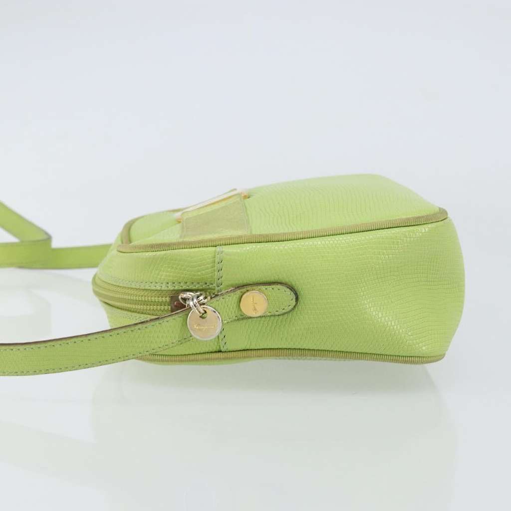 Salvatore Ferragamo Vala Shoulder Bag Green Leather Good condition - Model View