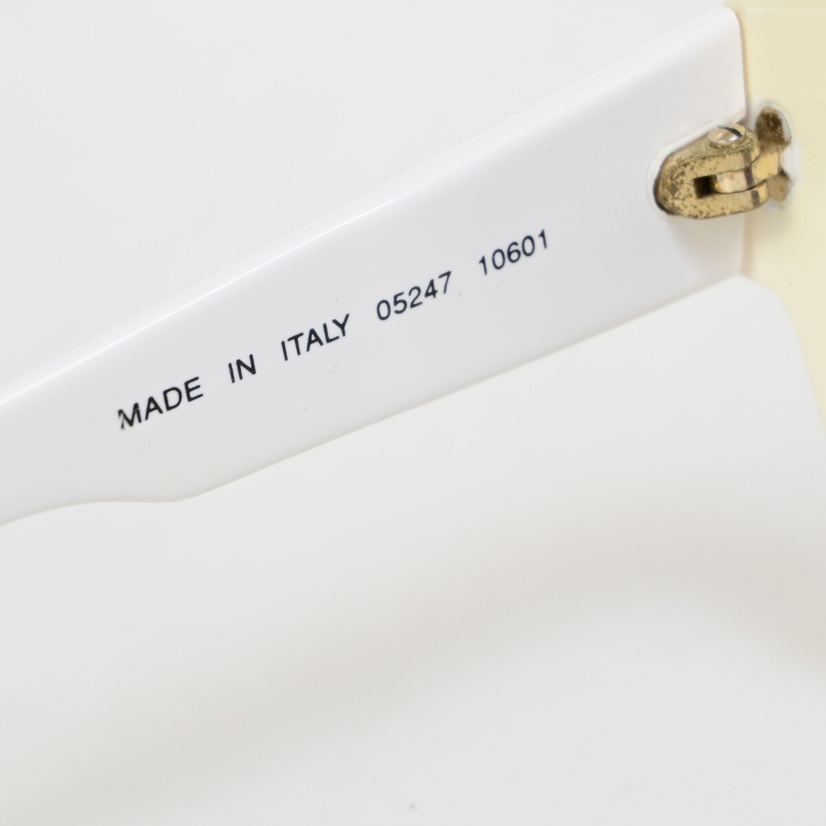 Chanel CHANEL Logo Sunglasses Eye Wear White Plastic Good condition - Box View