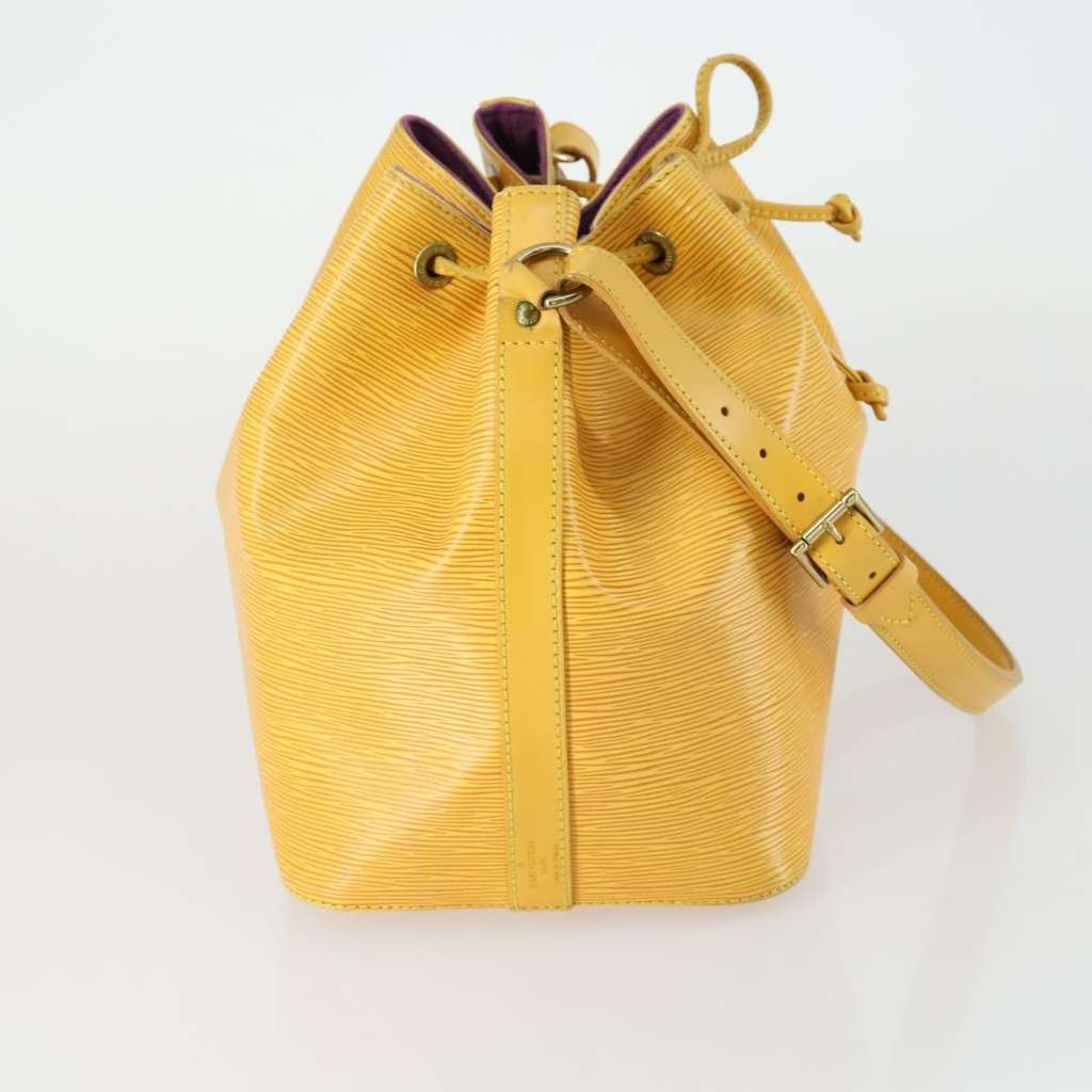 Louis Vuitton Petit Noe Handbag Yellow Leather Good condition - Model View