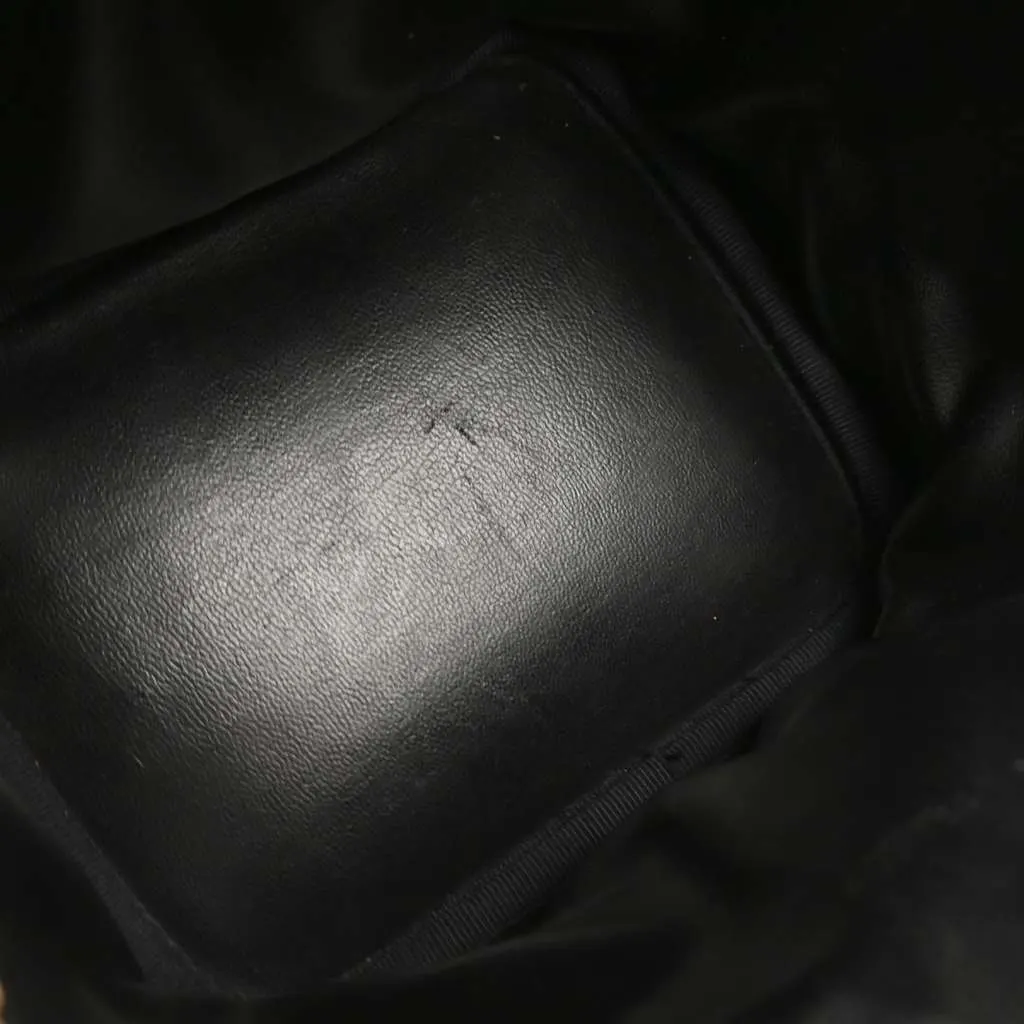 Chanel Vintage Timeless Cosmetic Case Black Leather Good - Inside View