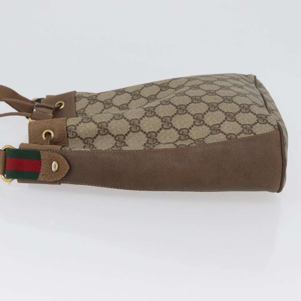 Gucci Drawstring Bucket Bag Beige Canvas Good condition - Model View