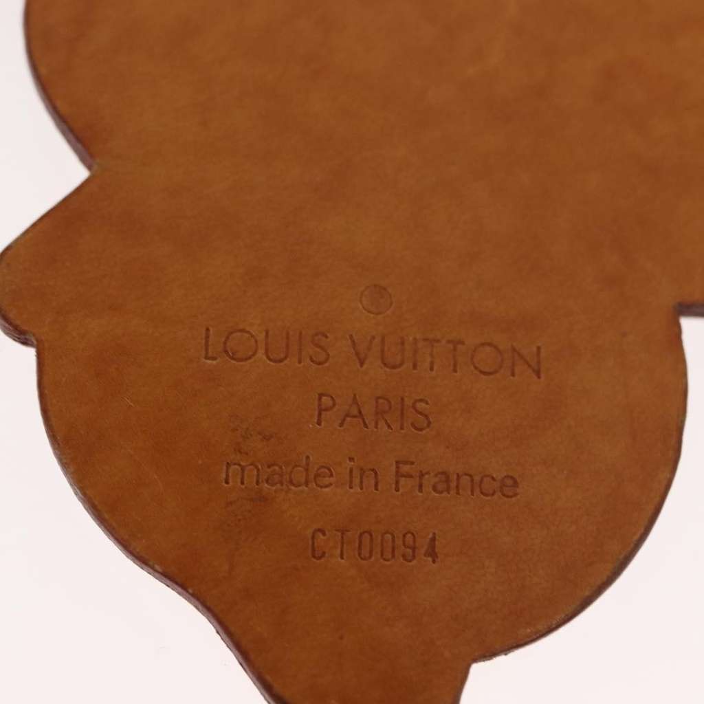 Louis Vuitton Murakami Panda Bag Charm and Keychain Beige Leather Good condition - Box View