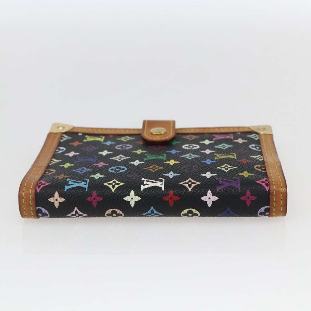 Louis Vuitton Agenda Cover Black Canvas Good condition - Model View