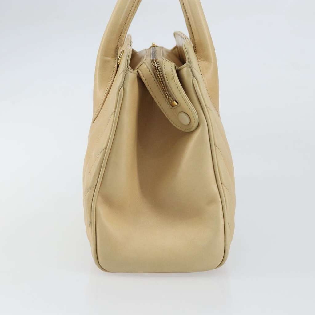 Chanel Vintage Convertible Tote Beige Leather Fair condition - Model View