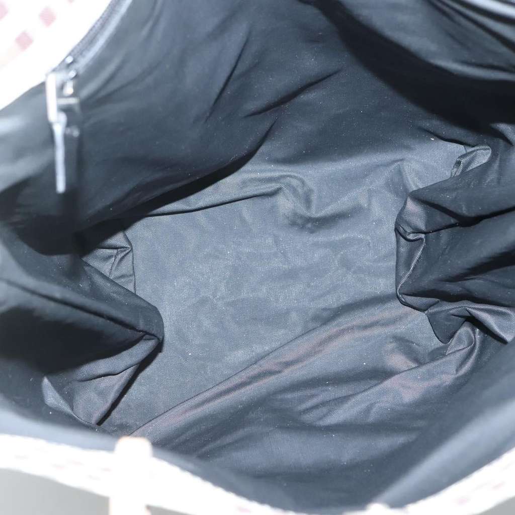 Burberry Nova Handbag Green Good condition - Box View