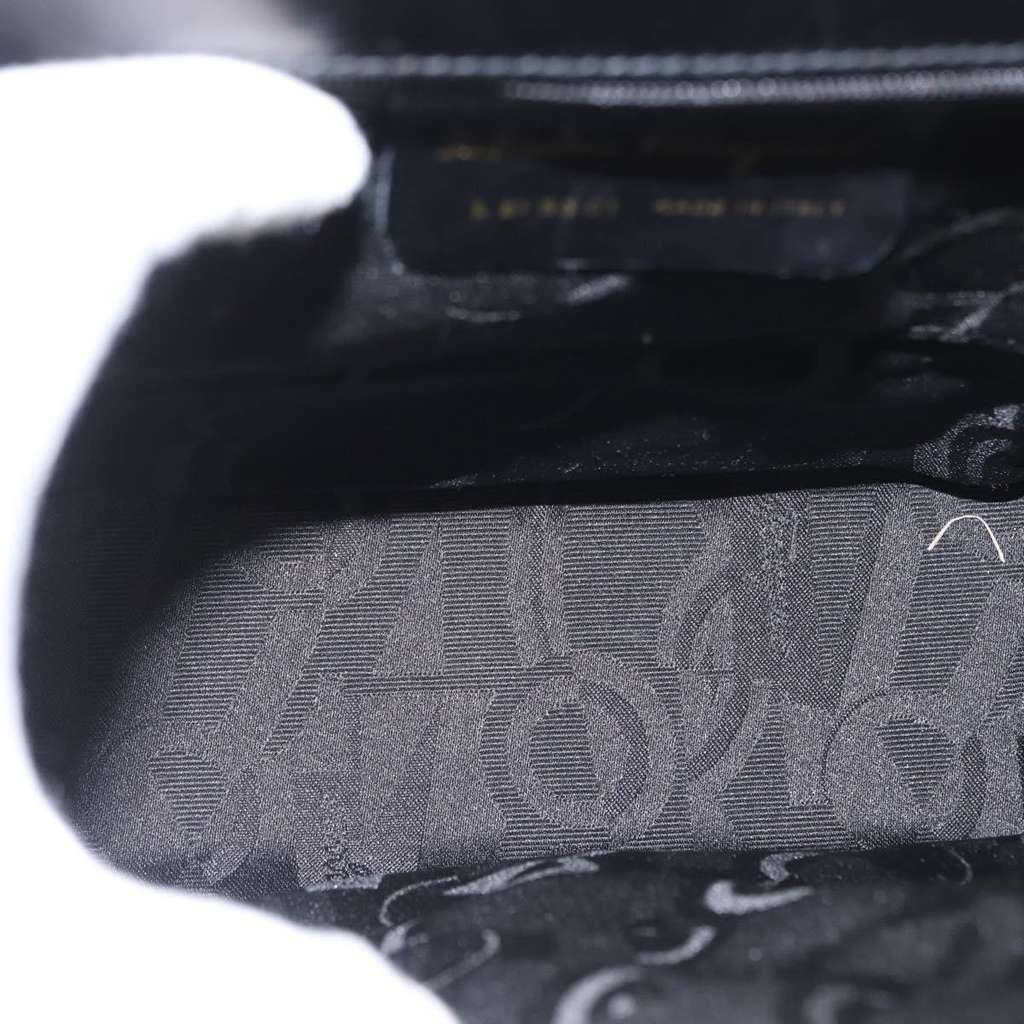 Salvatore Ferragamo Vara Handbag Black Leather Good condition - Box View