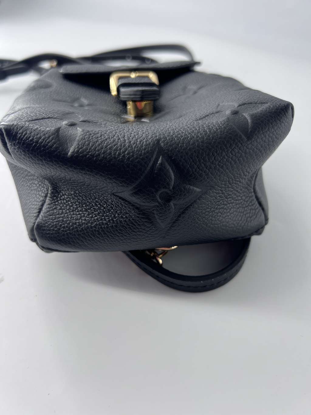 Louis Vuitton Tiny Backpack Black Leather Good condition - Inside View