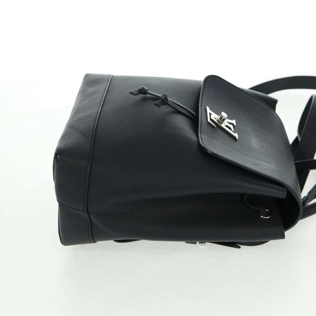 Louis Vuitton Lockme Backpack Black Leather Good condition - Model View