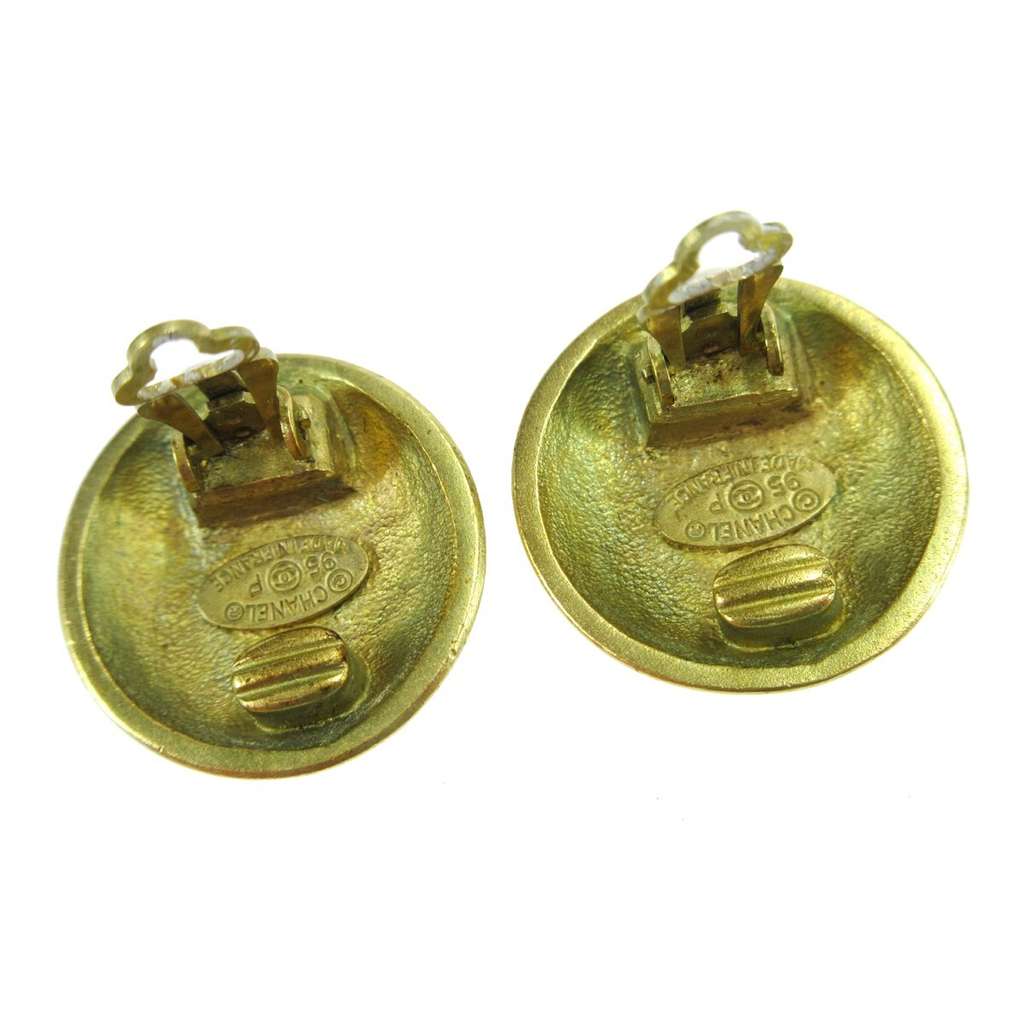 Chanel CC Button Clip-On Earrings Gold Good condition - Inside View