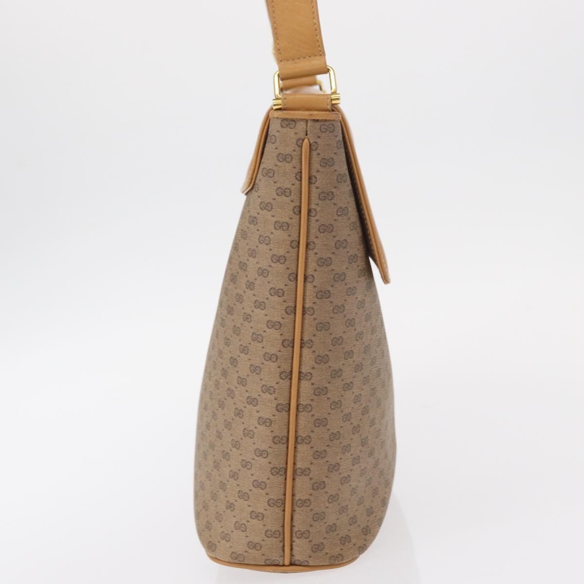 Gucci Micro GG supreme shoulder bag Beige Canvas Good condition - Model View