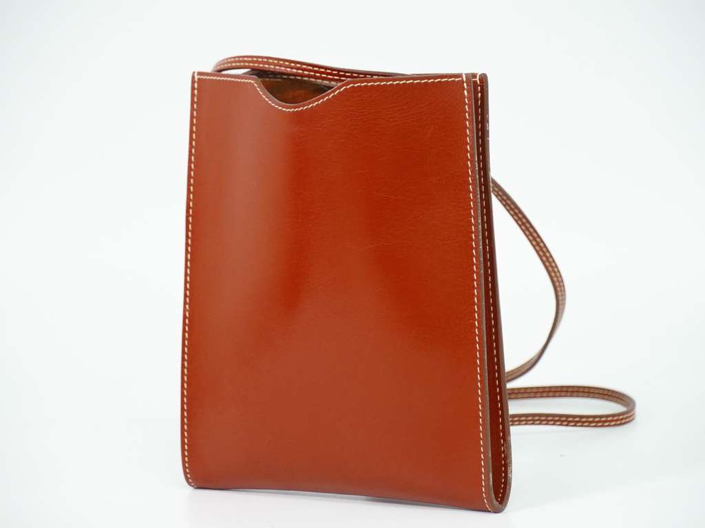 Hermès Onimaitou Pochette Brown Leather Good condition - Back View