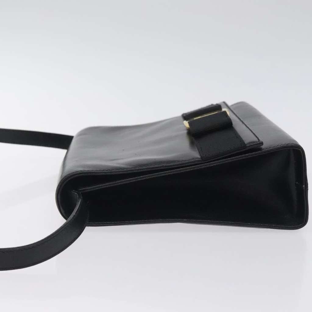 Salvatore Ferragamo Vala Shoulder Bag Black Leather Good condition - Model View