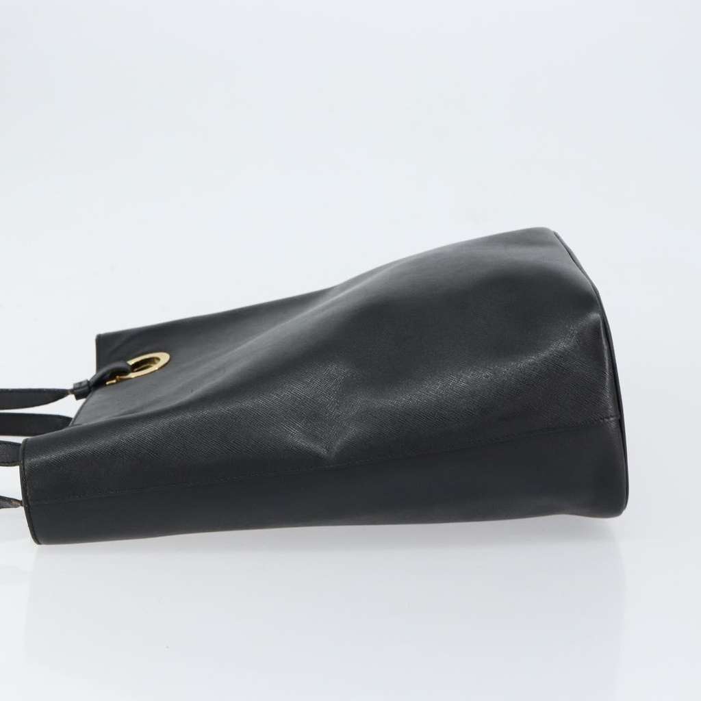 Salvatore Ferragamo Gancini handbag Black Leather Good condition - Model View