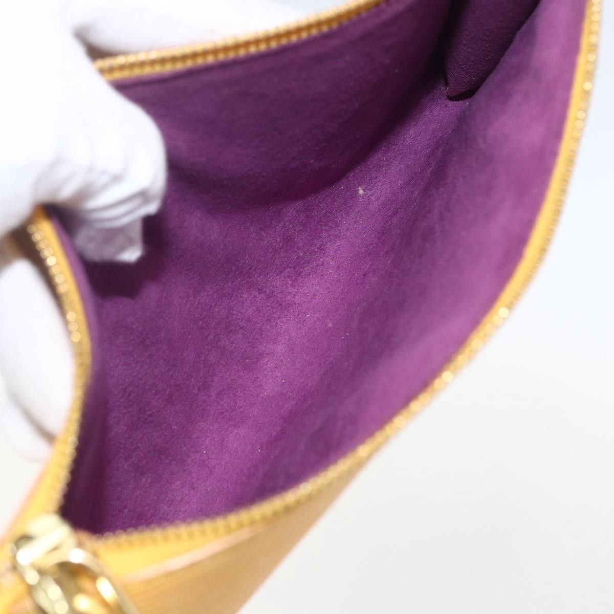 Louis Vuitton Pochette Accessoires Yellow Leather Good condition - Box View